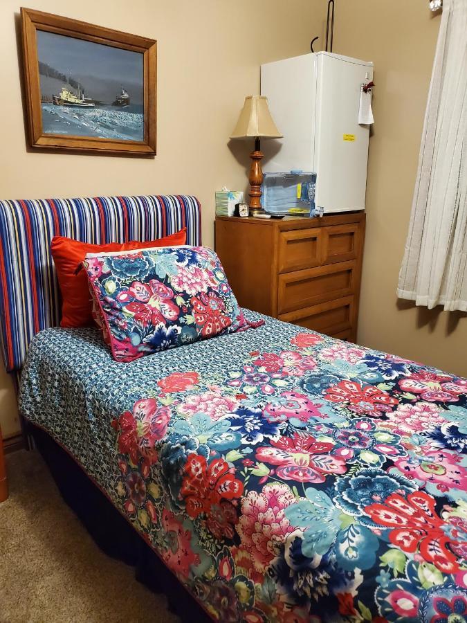 Hampton House Detroit-Mount Clemens-Clinton-Chesterfield Clinton Township Eksteriør billede