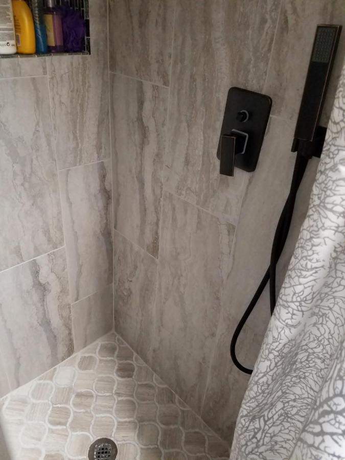 Hampton House Detroit-Mount Clemens-Clinton-Chesterfield Clinton Township Eksteriør billede